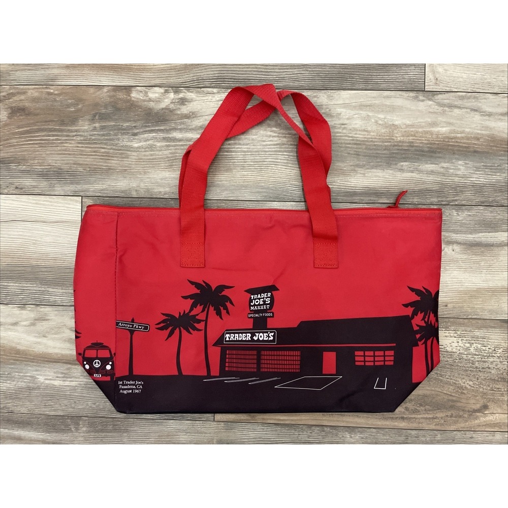 Trader Joe’s Large Insulated Cooler Tote Bag Red 8 Gallon Beach Grocery Bag